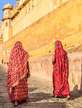 Indian women on the way to Amber Fort